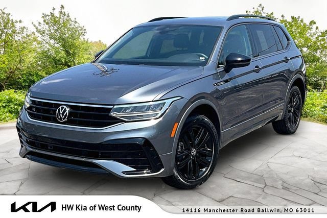 2022 Volkswagen Tiguan SE R-Line Black AWD photo