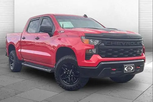 2022 Chevrolet Silverado 1500 Custom Trail Boss 4WD photo