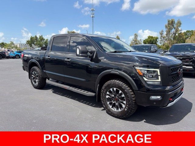 2023 Nissan Titan PRO-4X 4WD photo