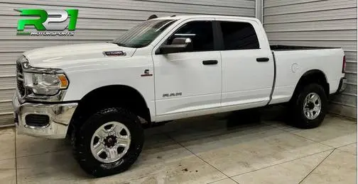 2022 Ram 2500 Big Horn 4WD photo