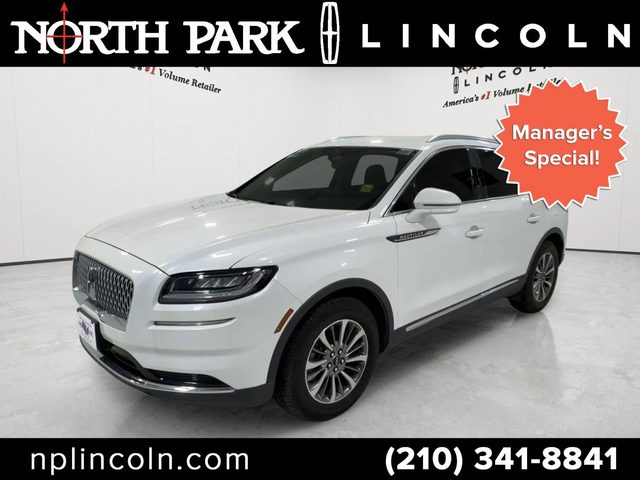 2022 Lincoln Nautilus Standard FWD photo