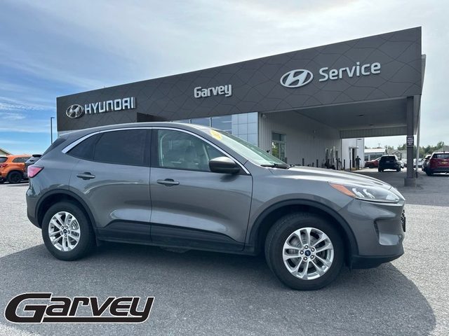2022 Ford Escape SE AWD photo