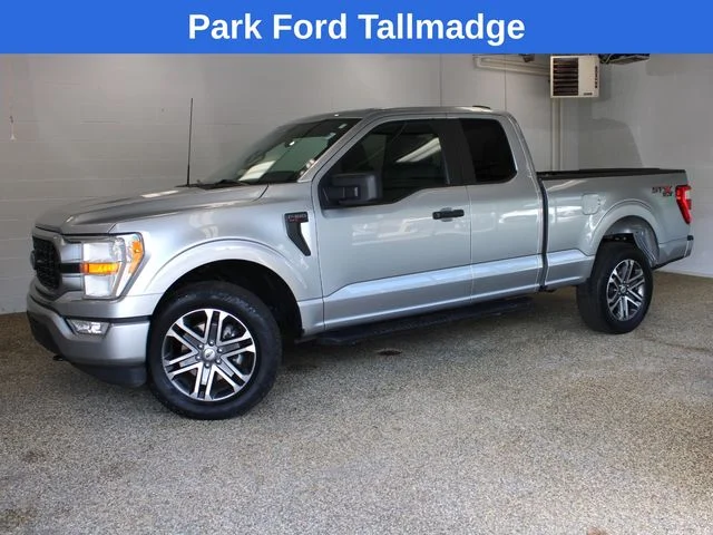 2022 Ford F-150 XL 4WD photo