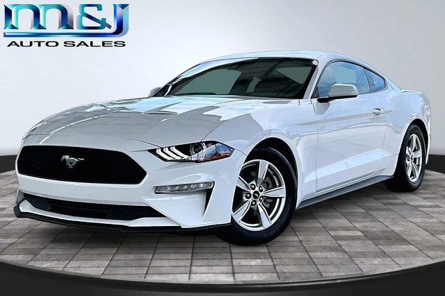 2022 Ford Mustang EcoBoost RWD photo