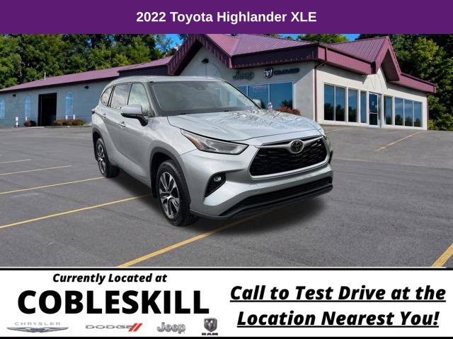 2022 Toyota Highlander XLE AWD photo