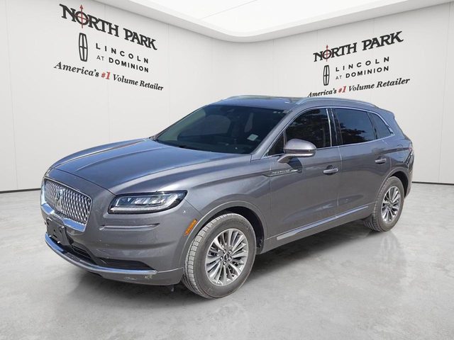 2022 Lincoln Nautilus Standard FWD photo