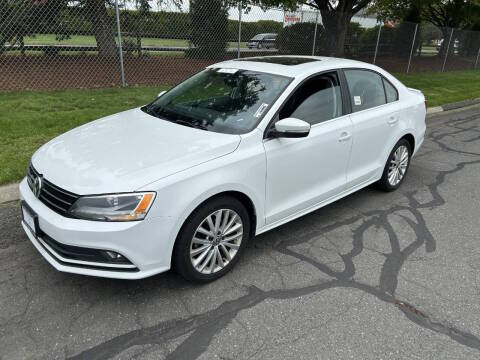 2015 Volkswagen Jetta 1.8T SE w/Connectivity/Navigation FWD photo
