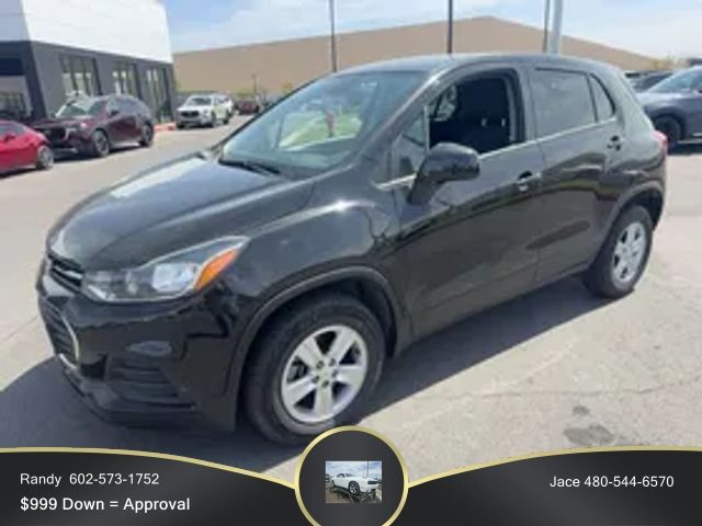 2022 Chevrolet Trax LS AWD photo