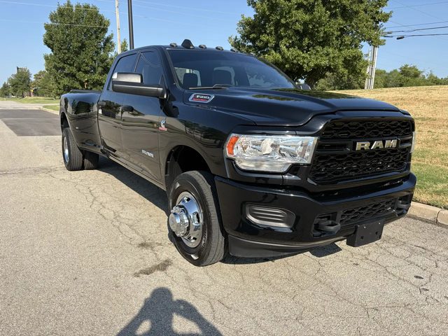 2022 Ram 3500 Tradesman 4WD photo