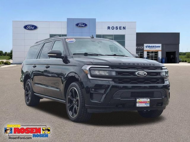2022 Ford Expedition Max Limited 4WD photo