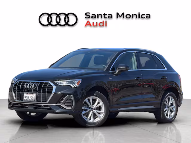 2023 Audi Q3 S line Premium AWD photo
