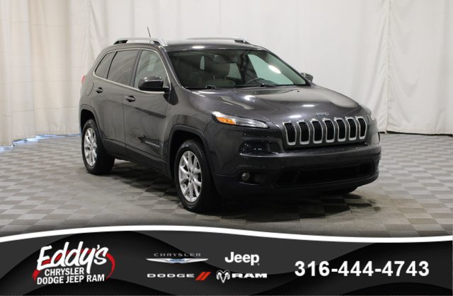 2015 Jeep Cherokee Latitude FWD photo