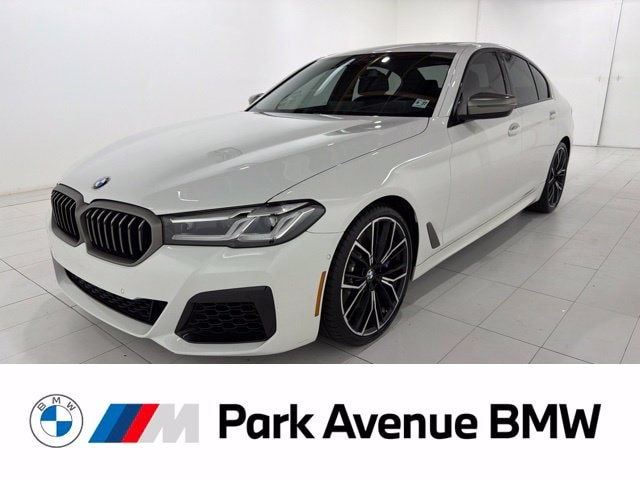 2022 BMW 5 Series M550i xDrive AWD photo