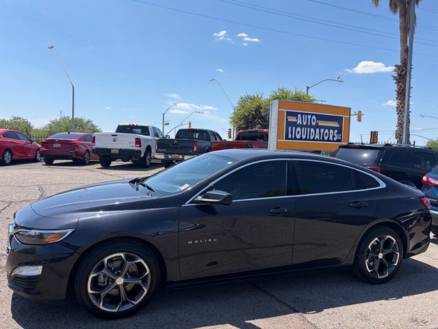 2022 Chevrolet Malibu LT FWD photo
