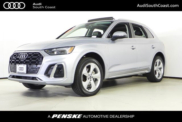 2023 Audi Q5 S line Premium Plus AWD photo