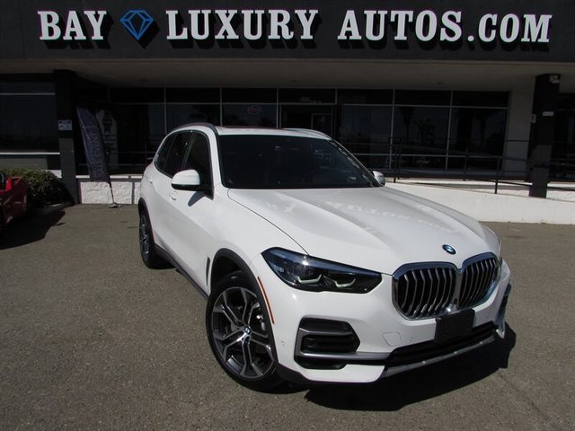 2023 BMW X5 xDrive40i AWD photo