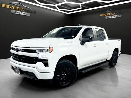 2022 Chevrolet Silverado 1500 RST 4WD photo