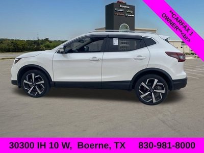 2022 Nissan Rogue Sport SL AWD photo