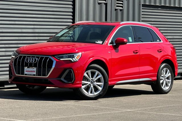 2023 Audi Q3 S line Premium Plus AWD photo