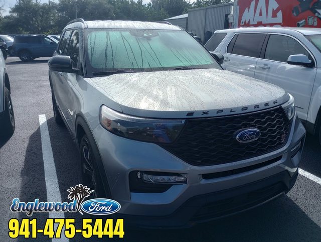 2022 Ford Explorer ST RWD photo