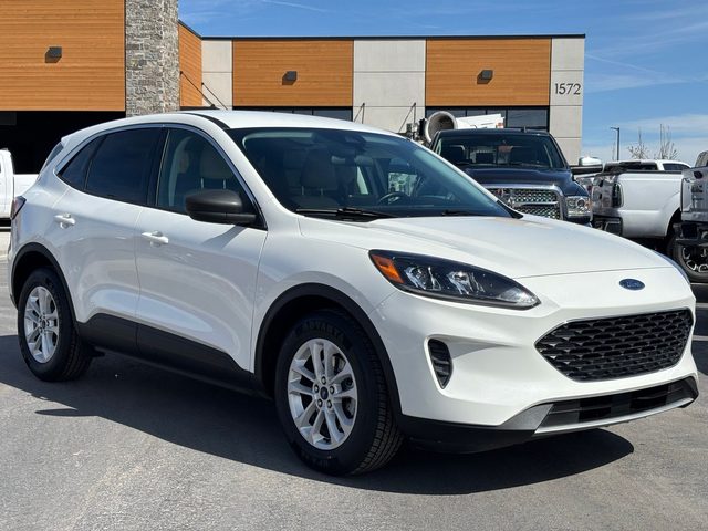 2022 Ford Escape SE FWD photo