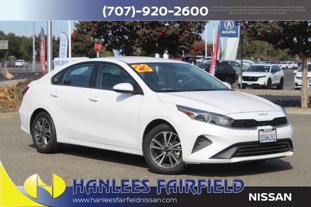 2023 Kia Forte LXS FWD photo