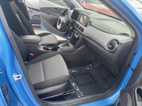 2020 Hyundai Kona SE FWD photo
