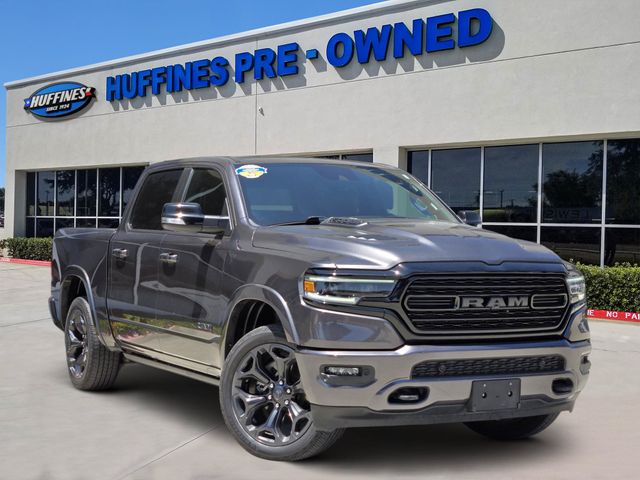 2022 Ram 1500 Limited 4WD photo