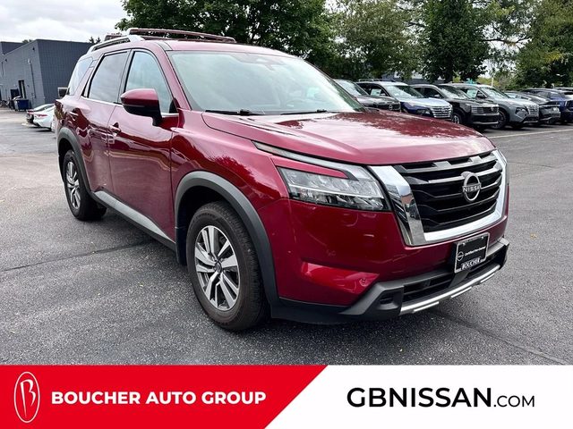 2023 Nissan Pathfinder SL 4WD photo
