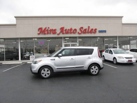 2015 Kia Soul Base FWD photo