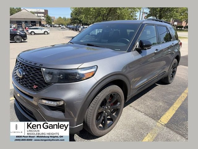 2022 Ford Explorer ST 4WD photo