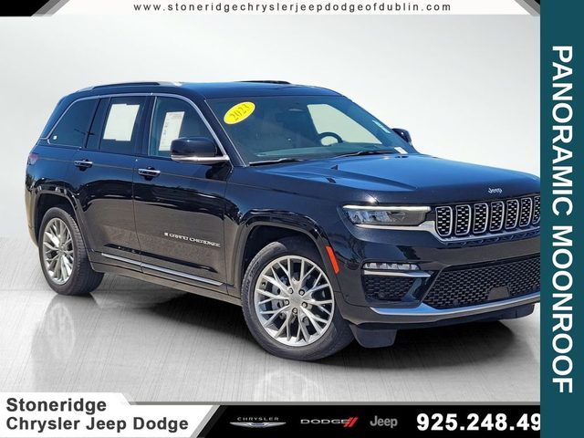 2023 Jeep Grand Cherokee Summit 4WD photo