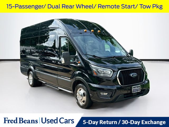 2023 Ford Transit Passenger Wagon XL RWD photo