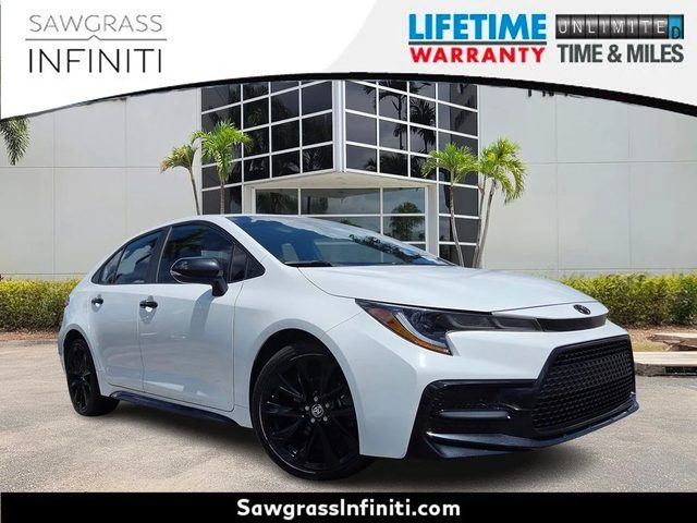 2022 Toyota Corolla SE Nightshade FWD photo