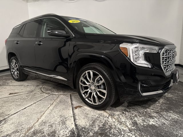 2022 GMC Terrain Denali AWD photo