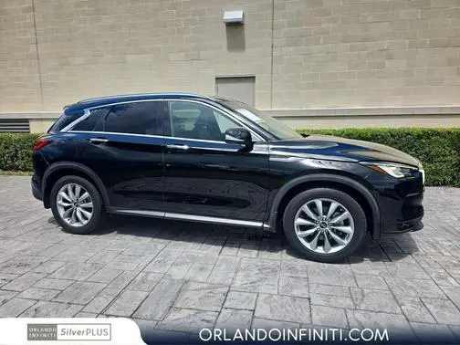2022 Infiniti QX50 LUXE FWD photo