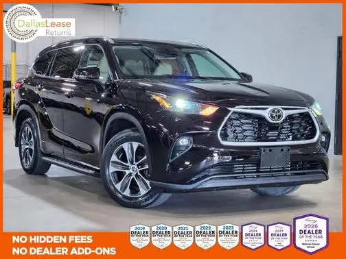 2022 Toyota Highlander XLE FWD photo
