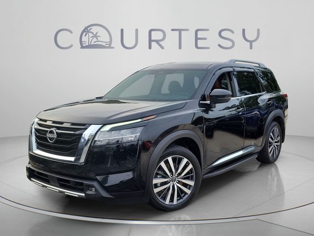 2022 Nissan Pathfinder Platinum 4WD photo