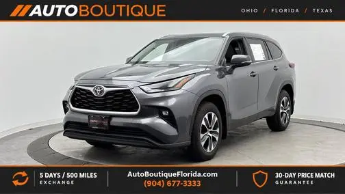 2022 Toyota Highlander XLE AWD photo