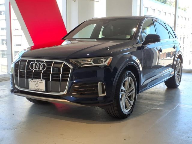 2023 Audi Q7 Premium AWD photo
