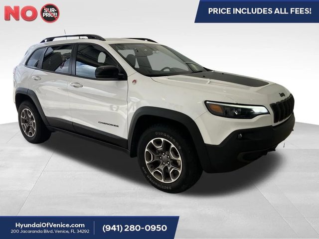 2022 Jeep Cherokee Trailhawk 4WD photo