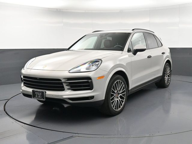 2023 Porsche Cayenne Platinum Edition AWD photo