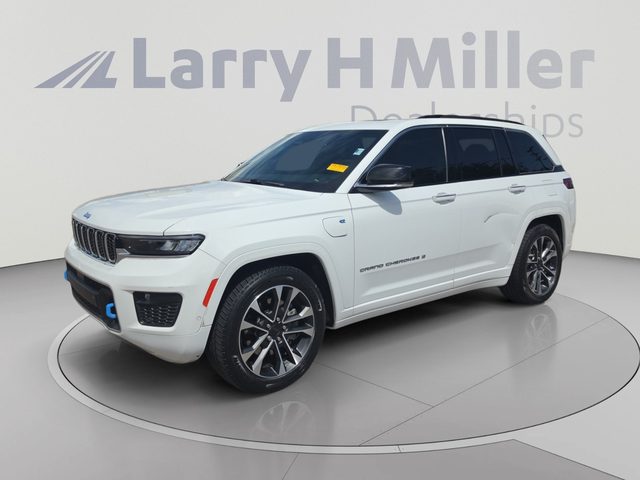 2022 Jeep Grand Cherokee Overland 4WD photo