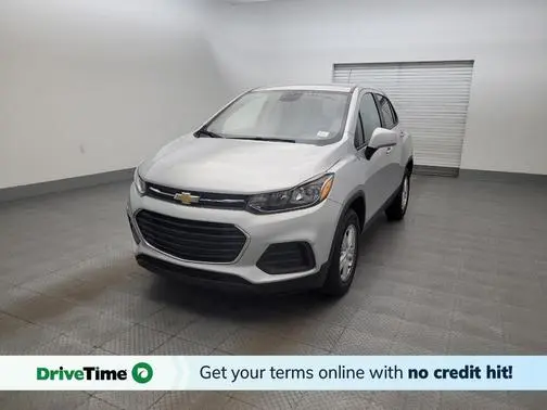 2022 Chevrolet Trax LS AWD photo