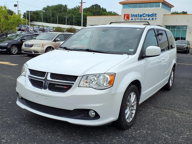2020 Dodge Grand Caravan SXT FWD photo