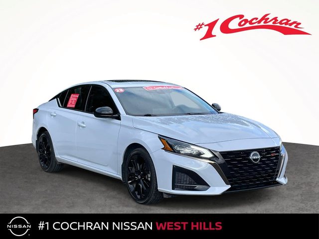 2023 Nissan Altima 2.5 SR AWD photo