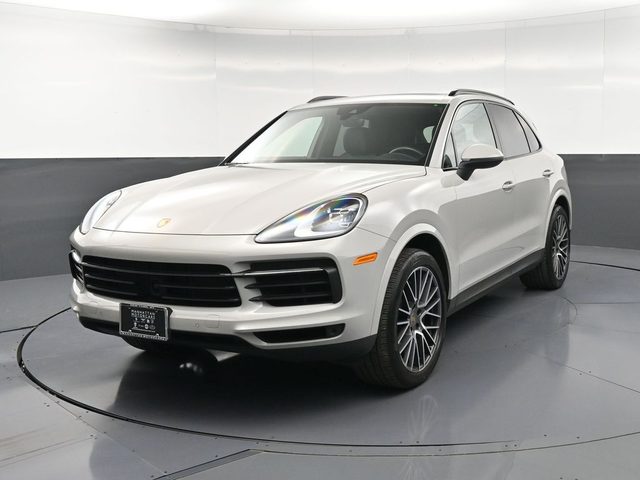 2023 Porsche Cayenne AWD photo