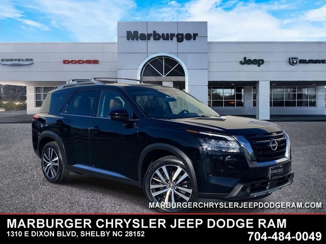 2023 Nissan Pathfinder Platinum 4WD photo