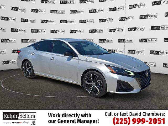 2023 Nissan Altima 2.5 SR FWD photo