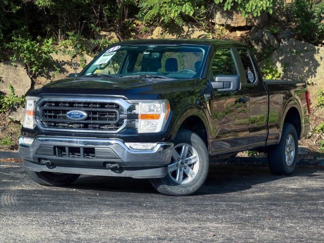 2022 Ford F-150 XLT 4WD photo
